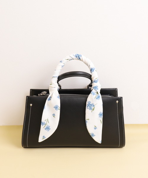 artemis by DIANA（アルテミスバイダイアナ）の「ショルダーベルト付属 2WAYスカーフリボンバッグ（ハンドバッグ・レディース・ホワイト/ブラウン/イエロー/ブラック・FREE）」の18枚目の写真