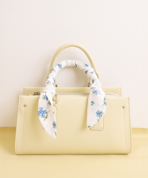 artemis by DIANA（アルテミスバイダイアナ）の「ショルダーベルト付属 2WAYスカーフリボンバッグ（ハンドバッグ・レディース・ホワイト/ブラウン/イエロー/ブラック・FREE）」の21枚目の写真