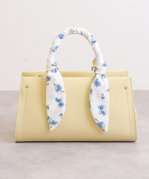 artemis by DIANA（アルテミスバイダイアナ）の「ショルダーベルト付属 2WAYスカーフリボンバッグ（ハンドバッグ・レディース・ホワイト/ブラウン/イエロー/ブラック・FREE）」の15枚目の写真