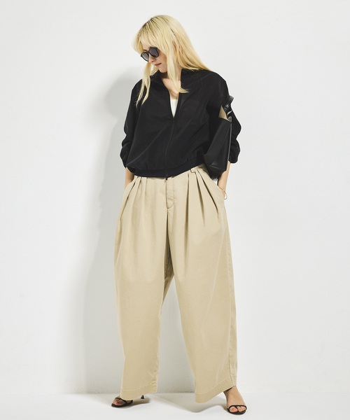 plage（プラージュ）の「《追加》R’IAM Super wide CHINO パンツ 2（チノパンツ・レディース・ベージュ・38/36/34/32）」の9枚目の写真