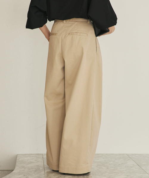 plage（プラージュ）の「《追加》R’IAM Super wide CHINO パンツ 2（チノパンツ・レディース・ベージュ・38/36/34/32）」の17枚目の写真