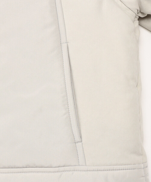 COMME CA ISM(コムサイズム)の「タフタ×スエードタッチ 中綿ブルゾン(ブルゾン・キッズ・カーキ/グレイッシュベージュ・100cm/110cm/120cm/130cm/140cm/150cm)」の6枚目の写真