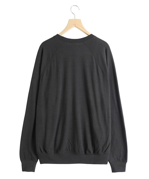 GOLD（ゴールド）の「GOLD / ゴールド：Super 140s WASHBLE WOOL RAGLAN CREW NECK SHIRT：25B-GL69413[MUS]（Tシャツ/カットソー・メンズ・チャコールグレー・L/M）」の2枚目の写真
