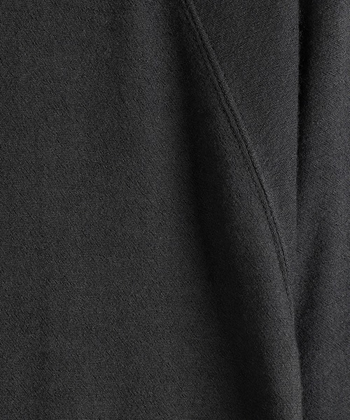 GOLD（ゴールド）の「GOLD / ゴールド：Super 140s WASHBLE WOOL RAGLAN CREW NECK SHIRT：25B-GL69413[MUS]（Tシャツ/カットソー・メンズ・チャコールグレー・L/M）」の3枚目の写真