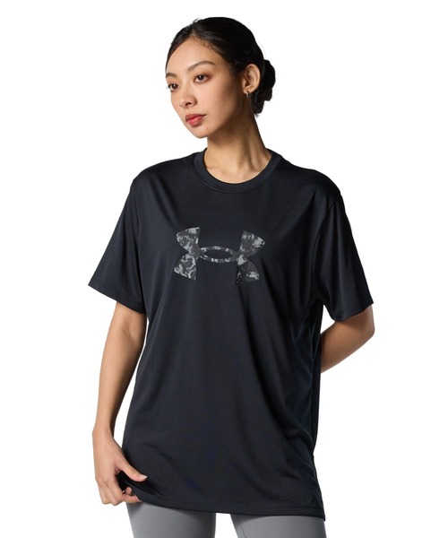 UNDER ARMOUR(アンダーアーマー)の「【別注】アンダーアーマー UAテック オーバーサイズド ビッグロゴ Tシャツ 限定コラボ(Tシャツ/カットソー・レディース・グリーン/ネイビー/ブラック/オフホワイト・XL/L/M/S)」の3枚目の写真