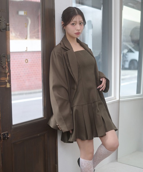 Ambre Neige(アンブルネージュ)の「pleats mini camisole dress / プリーツミニキャミワンピース(ワンピース・レディース・チャコールグレー/ベージュ/ダークブラウン・FREE)」の11枚目の写真