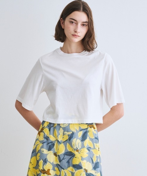 three dots(スリードッツ)の「ミルキージャージー ミニTシャツ(Tシャツ/カットソー・レディース・ブラック/ホワイト系その他/ベージュ系その他・S)」の2枚目の写真