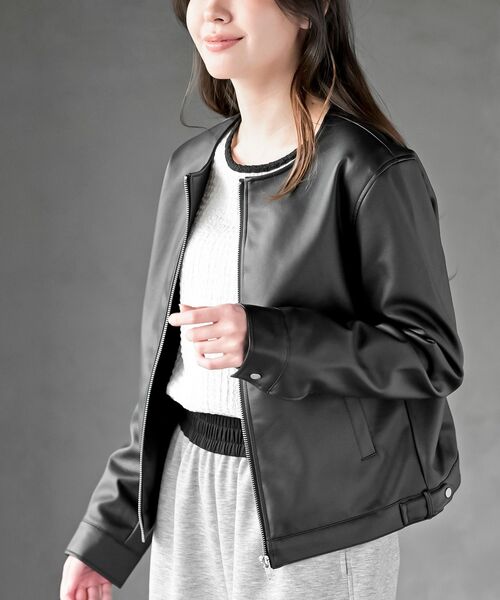 rps（アールピーエス）の「ノーカラーライダースジャケット（ライダースジャケット・レディース・アイボリー/ブラック・フリー）」の2枚目の写真