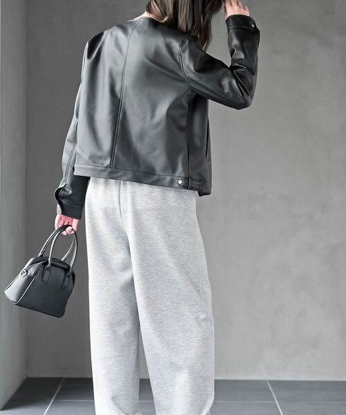 rps（アールピーエス）の「ノーカラーライダースジャケット（ライダースジャケット・レディース・アイボリー/ブラック・フリー）」の13枚目の写真