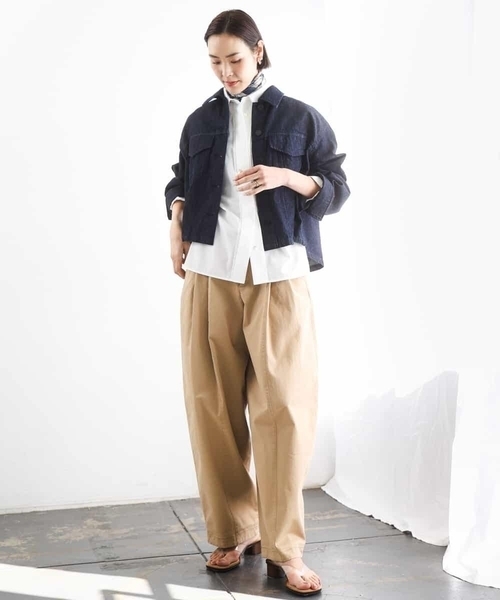 MICHEL KLEIN(ミッシェル・クラン)の「オーバーサイズシャンブレーシャツ(シャツ/ブラウス・レディース・ホワイト/ダークインディゴブルー・38)」の11枚目の写真