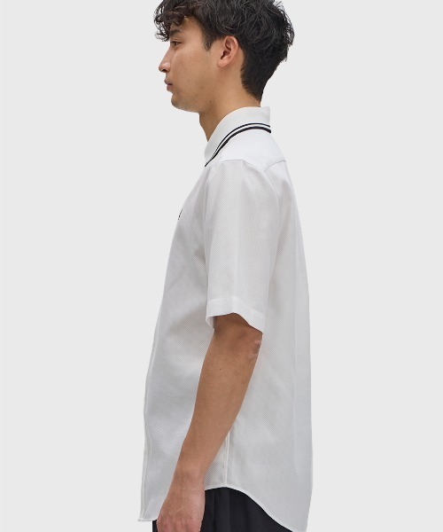 FRED PERRY(フレッドペリー)の「Polo Collar Shirt/ポロカラーシャツ(シャツ/ブラウス・メンズ・ホワイト/ブラック・M/S/L)」の5枚目の写真