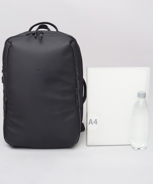 fulcro（フルクロ）の「撥水・耐水 自立型 マットコーティング ポリエステル ビジネスリュック A4・PC・PET収納 キャリーオン対応 sleek スリーク（ビジネスバッグ・メンズ・ブラック・FREE）」の7枚目の写真