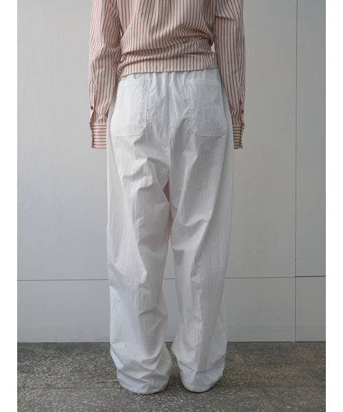 Kijun（キジュン）の「Airy Parachute Pants Off-White（スウェットパンツ・レディース・その他・MEDIUM/SMALL）」の3枚目の写真