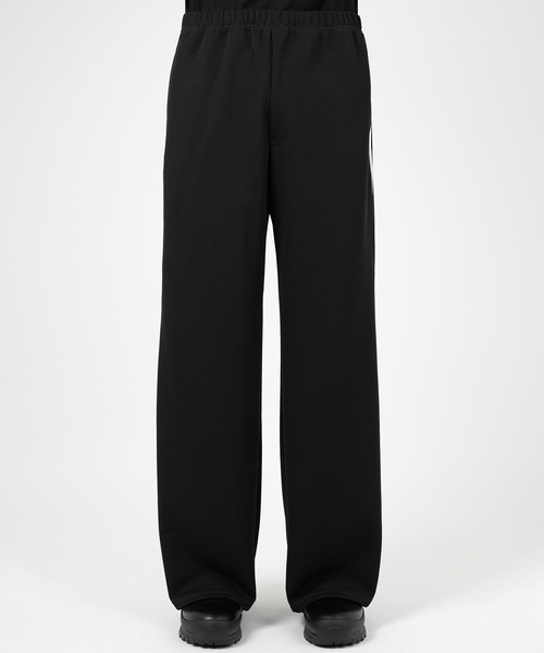 LAD MUSICIAN（ラッドミュージシャン）の「ESTER JERSEY SIDE LINE STRAIGHT PANTS（スウェットパンツ・メンズ・グレー系/ブラック・42/46/44）」の3枚目の写真