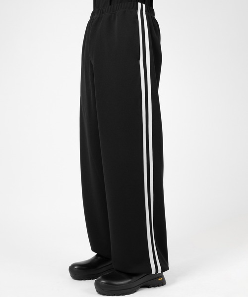 LAD MUSICIAN（ラッドミュージシャン）の「ESTER JERSEY SIDE LINE STRAIGHT PANTS（スウェットパンツ・メンズ・グレー系/ブラック・42/46/44）」の6枚目の写真