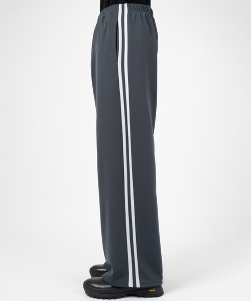 LAD MUSICIAN（ラッドミュージシャン）の「ESTER JERSEY SIDE LINE STRAIGHT PANTS（スウェットパンツ・メンズ・グレー系/ブラック・42/46/44）」の12枚目の写真