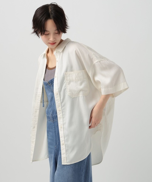 BAYFLOW（ベイフロー）の「[簡単ブラウジング仕様]2WAYスタンダート半袖シャツ（シャツ/ブラウス・レディース・ブルー/オフホワイト/ライトグリーン/モーブ系/ブラウン系/チャコール・FREE）」の2枚目の写真