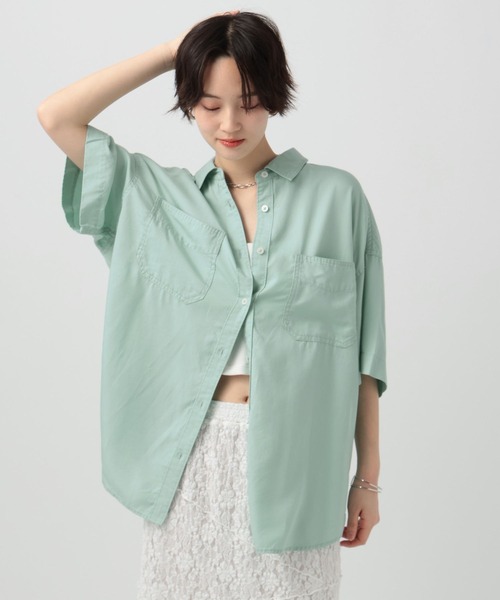 BAYFLOW（ベイフロー）の「[簡単ブラウジング仕様]2WAYスタンダート半袖シャツ（シャツ/ブラウス・レディース・ブルー/オフホワイト/ライトグリーン/モーブ系/ブラウン系/チャコール・FREE）」の5枚目の写真