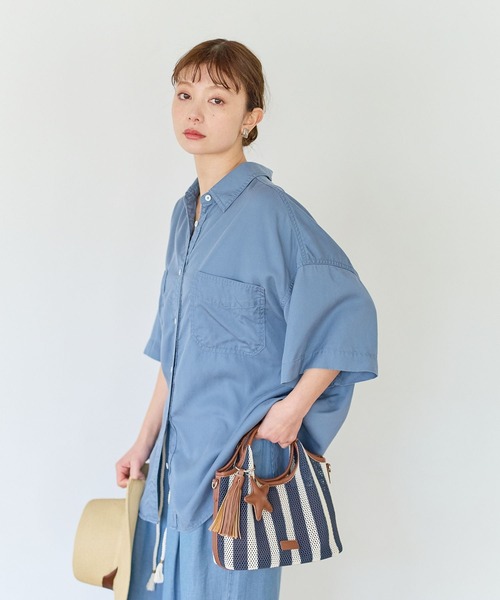 BAYFLOW（ベイフロー）の「[簡単ブラウジング仕様]2WAYスタンダート半袖シャツ（シャツ/ブラウス・レディース・ブルー/オフホワイト/ライトグリーン/モーブ系/ブラウン系/チャコール・FREE）」の19枚目の写真