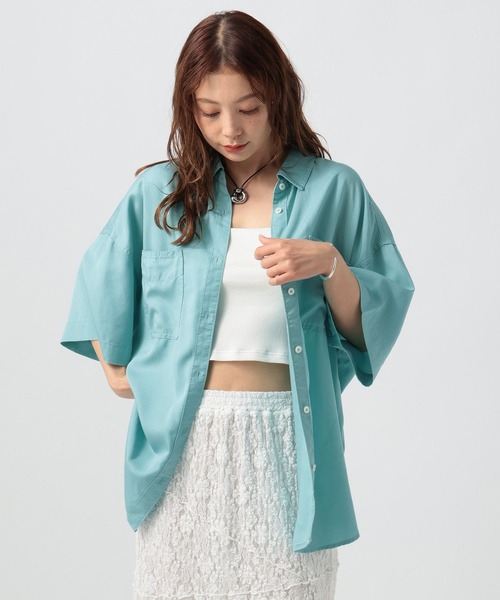 BAYFLOW（ベイフロー）の「[簡単ブラウジング仕様]2WAYスタンダート半袖シャツ（シャツ/ブラウス・レディース・ブルー/オフホワイト/ライトグリーン/モーブ系/ブラウン系/チャコール/レッド/ターコイズブルー・FREE）」の14枚目の写真