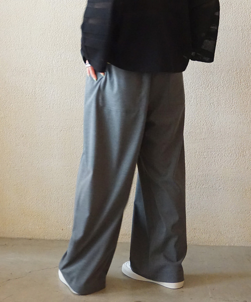 JOURNAL STANDARD LUXE（ジャーナルスタンダード　ラックス）の「TR タックパンツ（その他パンツ・レディース・チャコールグレー/ライトグレー・FREE）」の11枚目の写真