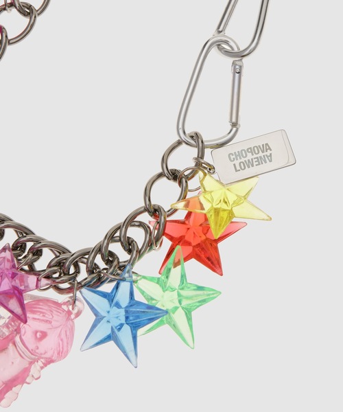 Chopova Lowena（チョポヴァ ロウェナ）の「Carabiner Charm Necklace（ネックレス・レディース・マルチ・ONE SIZE）」の2枚目の写真