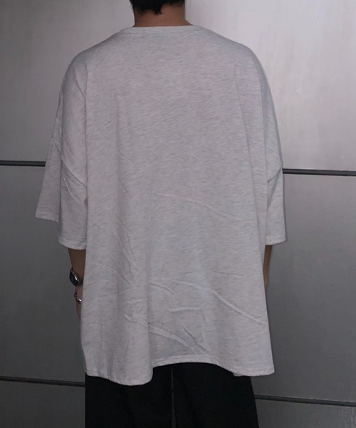 link lot（リンクロット）の「【男女兼用】ビッグシルエットワンちゃんカラーロゴプリントT（Tシャツ/カットソー・レディース・オートミール/チャコール/ホワイト/ブラウン・F）」の11枚目の写真