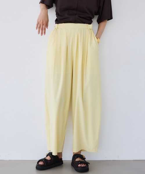 BARNYARDSTORM（バンヤードストーム）の「BARNYARDSTORM / 撥水タックパンツ【撥水 / WEB限定サイズL】（その他パンツ・レディース・ベージュ/ブラック/イエロー・M/L/S）」の3枚目の写真