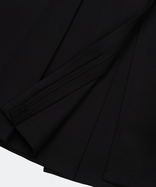 YUJI（ユジ）の「MIDI PLEATED SKIRT BLACK（スカート・レディース・ブラック・SMALL/MEDIUM/X-SMALL）」の10枚目の写真