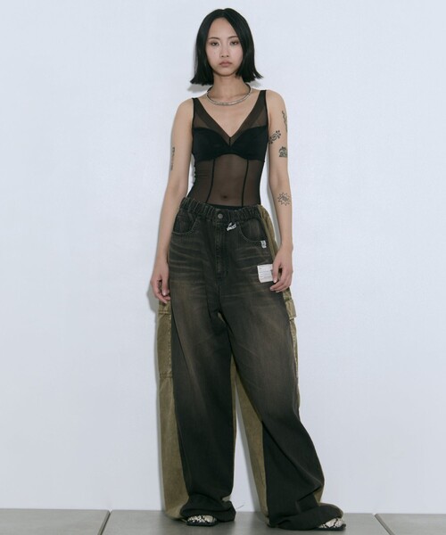 MIHARAYASUHIRO(ミハラヤスヒロ)の「【MIHARA YASUHIRO/ミハラヤスヒロ】COMBINED DENIM×CARGO PANTS(デニムパンツ・レディース・ブラック/ダークインディゴブルー・36/38)」の8枚目の写真
