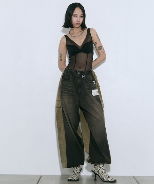 MIHARAYASUHIRO(ミハラヤスヒロ)の「【MIHARA YASUHIRO/ミハラヤスヒロ】COMBINED DENIM×CARGO PANTS(デニムパンツ・レディース・ブラック/ダークインディゴブルー・36/38)」の9枚目の写真
