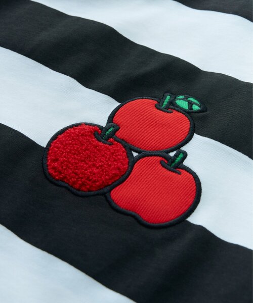 ear PAPILLONNER（イアパピヨネ）の「【HELLO KITTY（ハローキティ）×ear】コラボTシャツ《手洗い可》（Tシャツ/カットソー・レディース・ブラック/ブラック系その他・FREE）」の17枚目の写真