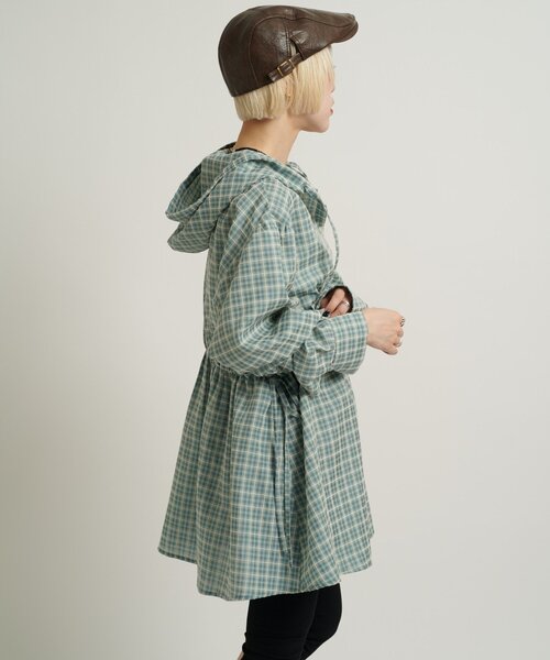 w closet(ダブルクローゼット)の「【3色展開/ウエストゴム】ドロストフードシャツ(シャツ/ブラウス・レディース・ネイビー/オフホワイト/ピンク/グリーン・FREE)」の19枚目の写真