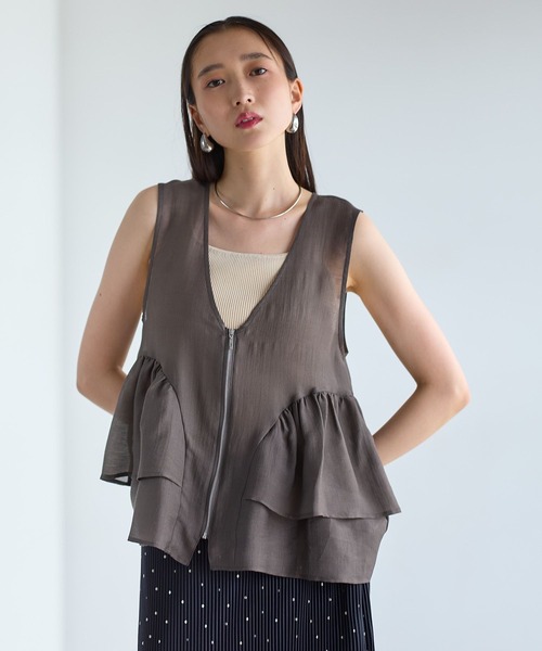 LEPSIM（レプシィム）の「シアーZIPペプラムベスト　663992（ベスト・レディース・ライトベージュ/ブラック/カーキブラウン・FREE）」の18枚目の写真