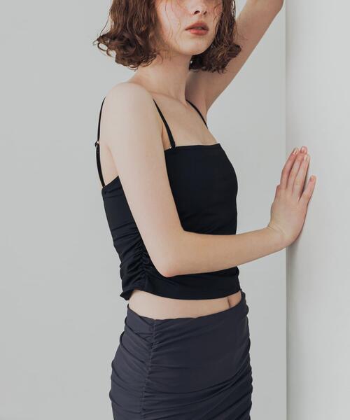 URBAN RESEARCH(アーバンリサーチ)の「『UVカット』Swim URBAN RESEARCH スイム サイドギャザーブラトップ(水着・レディース・ブラウン/ブラック・M/L/S/M)」の4枚目の写真