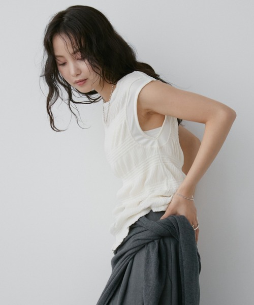 Aunt Marie's（アントマリーズ）の「シャーリングシアーフレンチスリーブトップス（Tシャツ/カットソー・レディース・ホワイト/ブラック・FREE）」の8枚目の写真