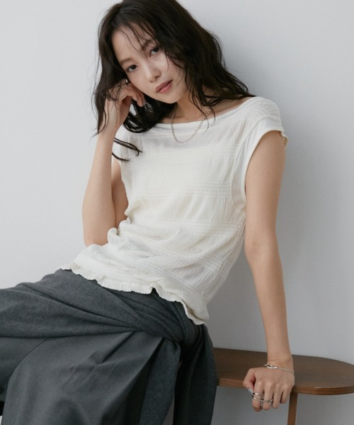 Aunt Marie's（アントマリーズ）の「シャーリングシアーフレンチスリーブトップス（Tシャツ/カットソー・レディース・ホワイト/ブラック・FREE）」の6枚目の写真