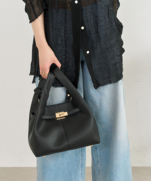 LE TALON（ルタロン）の「LETALON 2way soft cube bag（ショルダーバッグ・レディース・ブラック/ベージュ・FREE）」の8枚目の写真