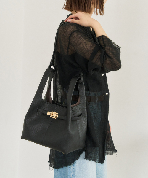 LE TALON（ルタロン）の「LETALON 2way soft cube bag（ショルダーバッグ・レディース・ブラック/ベージュ・FREE）」の9枚目の写真