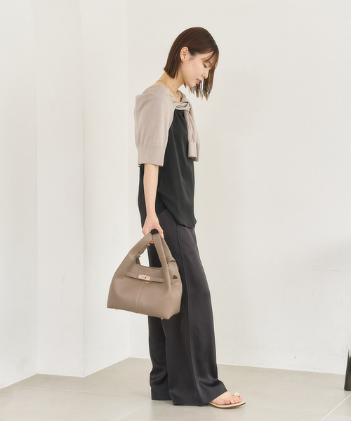 LE TALON（ルタロン）の「LETALON 2way soft cube bag（ショルダーバッグ・レディース・ブラック/ベージュ・FREE）」の13枚目の写真