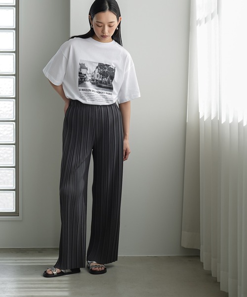 mili an deni（ミリアンデニ）の「半袖シティスケープフォトプリントTシャツ（Tシャツ/カットソー・レディース・オフホワイト/チャコールグレー/ブラック・M/L）」の7枚目の写真