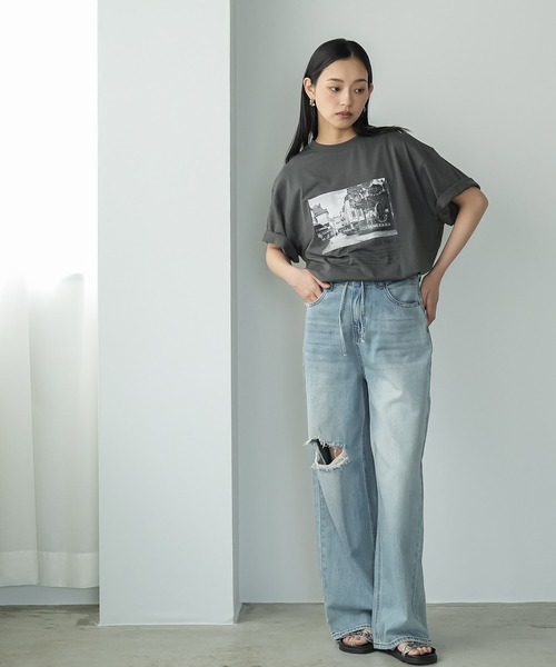 mili an deni（ミリアンデニ）の「半袖シティスケープフォトプリントTシャツ（Tシャツ/カットソー・レディース・オフホワイト/チャコールグレー/ブラック・M/L）」の15枚目の写真
