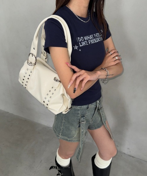 Bamm(バム)の「スタッズミニボストンバッグ(ボストンバッグ・レディース・ブラック/アイボリー・FREE)」の6枚目の写真