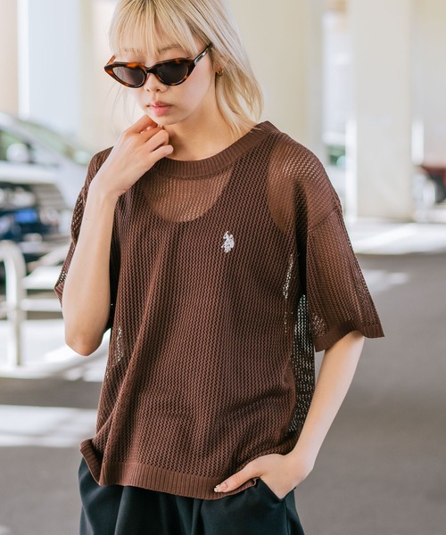 U.S. POLO ASSN.(ユーエスポロアッスン)の「【U.S. POLO ASSN./ユーエスポロアッスン】【とろみ素材 蒸れにくくさらさら】透かし編みニットTシャツ 透け感 涼しい サマーニット 高見え 上品(ニット/セーター・レディース・ピンク/ブラウン/オフホワイト/ブラック・MEDIUM/LARGE)」の20枚目の写真