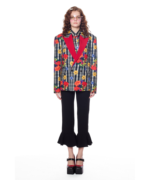 GREEDILOUS(グリディアス)の「Joy Emblem Check Flower double Blazer(テーラードジャケット・レディース・その他・X-SMALL/SMALL/MEDIUM/LARGE)」の2枚目の写真