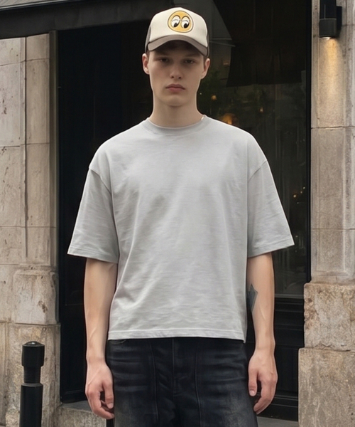 DWSE(ディーダブリューエスイー)の「エッセンシャルクロップ半袖Tシャツ_5カラー(Tシャツ/カットソー・メンズ・チャコール/ホワイト/ライトグレー/ブラック/アッシュグレー・SMALL/MEDIUM/LARGE/X-LARGE)」の9枚目の写真