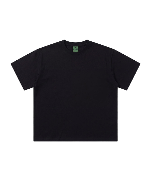 DWSE(ディーダブリューエスイー)の「エッセンシャルクロップ半袖Tシャツ_5カラー(Tシャツ/カットソー・メンズ・チャコール/ホワイト/ライトグレー/ブラック/アッシュグレー・SMALL/MEDIUM/LARGE/X-LARGE)」の16枚目の写真