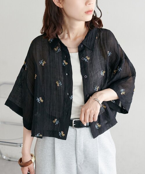 DISCOAT（ディスコート）の「刺繍シアークロップドシャツ（シャツ/ブラウス・レディース・アイボリー/ブラック/オリーブ・MEDIUM）」の5枚目の写真
