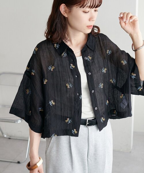 DISCOAT（ディスコート）の「刺繍シアークロップドシャツ（シャツ/ブラウス・レディース・アイボリー/ブラック/オリーブ・MEDIUM）」の7枚目の写真