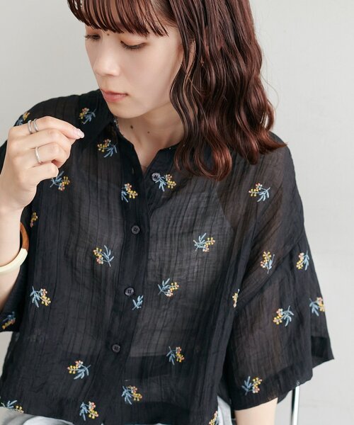 DISCOAT（ディスコート）の「刺繍シアークロップドシャツ（シャツ/ブラウス・レディース・アイボリー/ブラック/オリーブ・MEDIUM）」の11枚目の写真